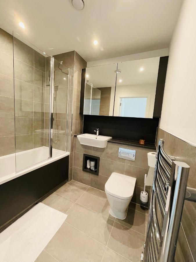 Ferienwohnung Modern Penthouse Flat With Free Indoor Parking London Exterior foto